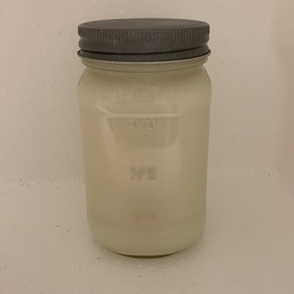 Sugar & Spice candle - Picture 3 of 9